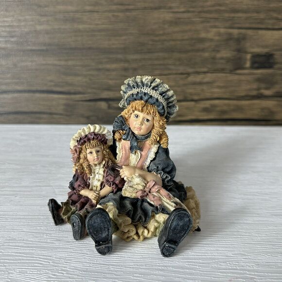 Boyds Dollstone Collection Yesterdays Child Victoria with Samantha #3502 Vintage - Picture 1 of 6